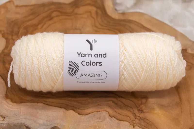 Duurzaam garen: Yarn and Colors Amazing in kleur 002 Creme wit