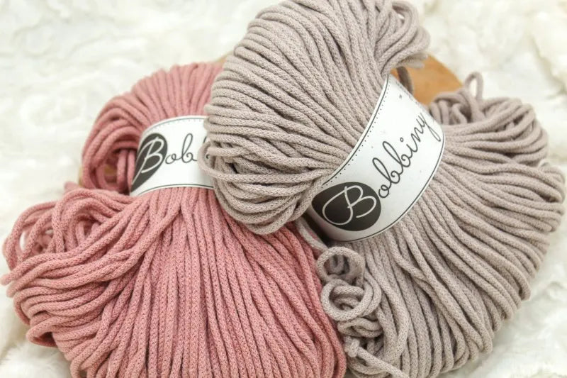 Twee kleuren Bobbiny Junior van Bobbiny bij elkaar