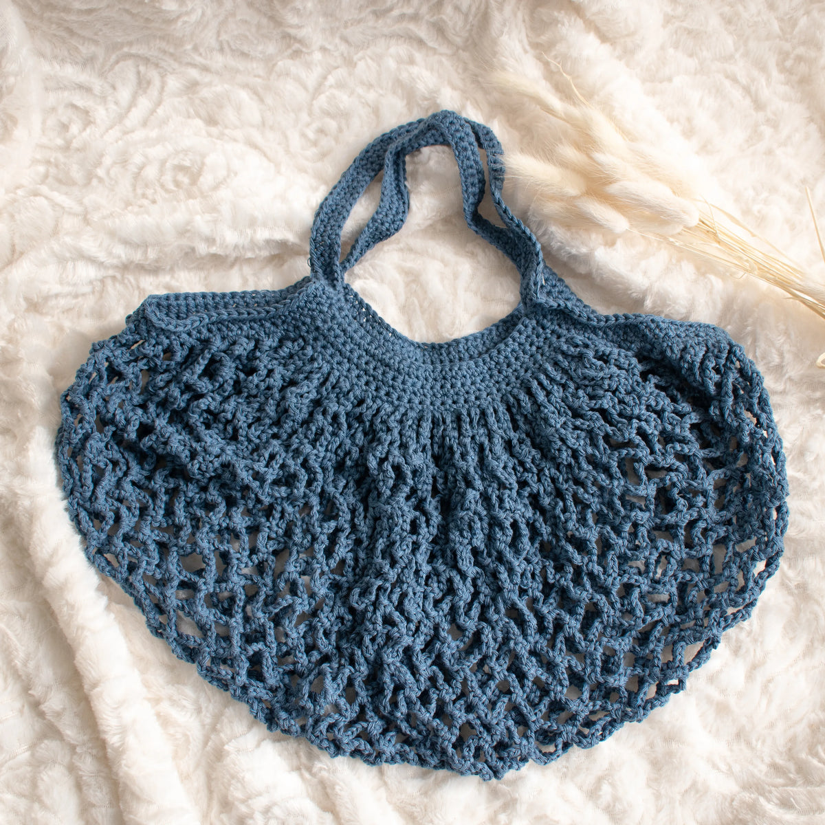 Gehaakt Haakpatroon tas Lina ontworpen door Cora's Knit Knacks