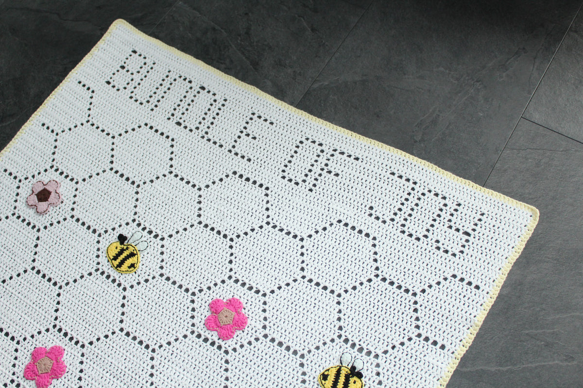 Gehaakt Haakpatroon Bunde of Joy babydeken ontworpen door LarissDesigns