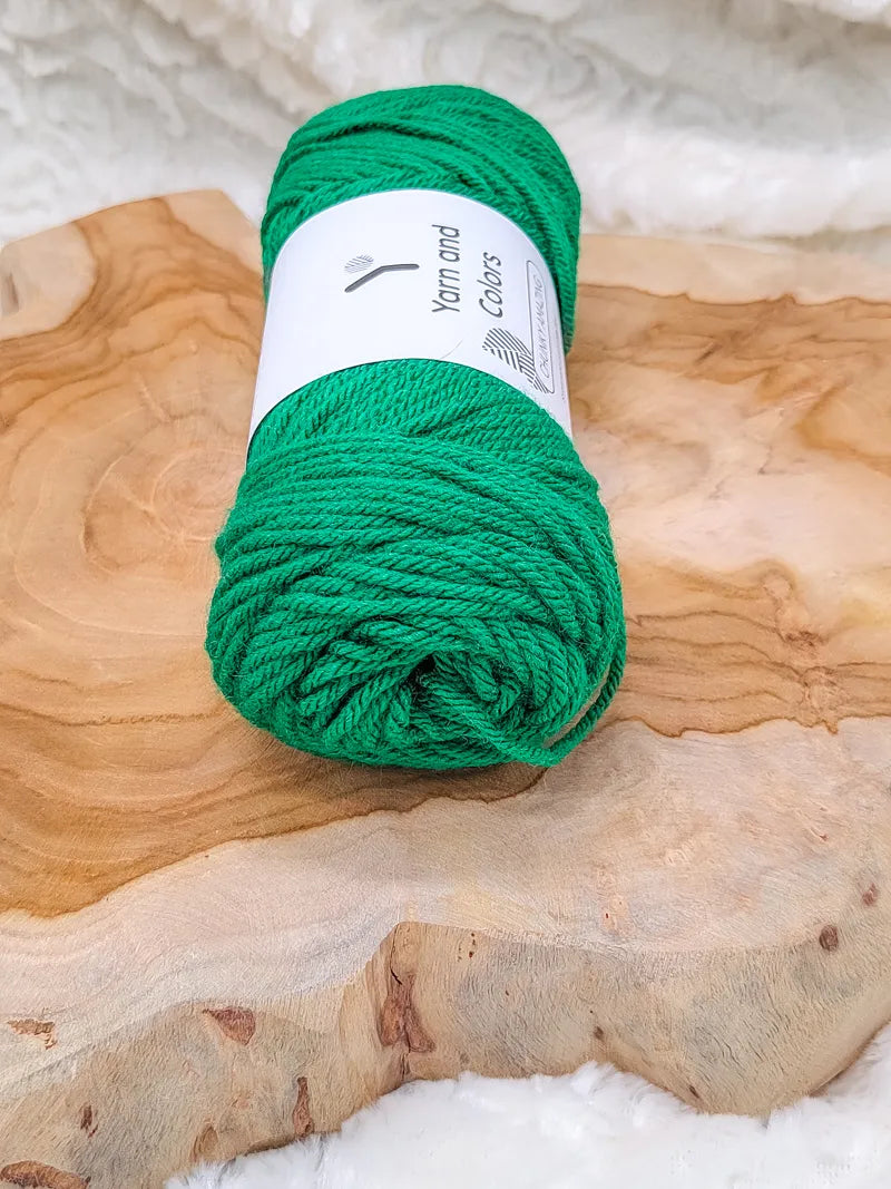 Duurzaam garen: Yarn and Colors Chunky Amazing in kleur 087 Groen