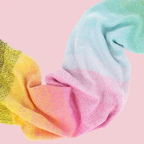 Duurzaam garen: Scheepjes Cotton Whirl in kleur 723 Cyber regenboog