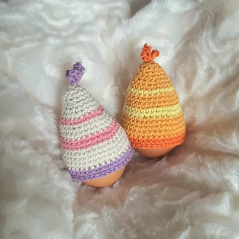 Gehaakt Haakpatroon eiermutsje ontworpen door Cora's Knit Knacks