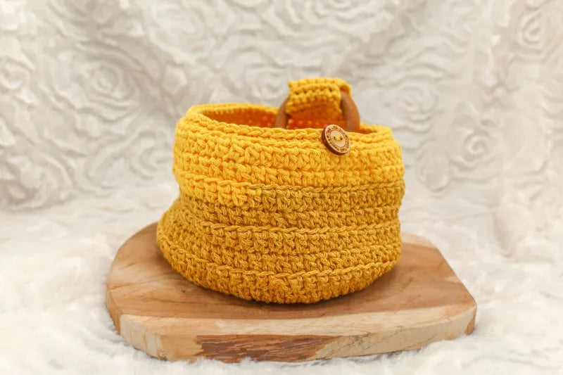 Gehaakt Haakpatroon hangmand Bella ontworpen door Cora's Knit Knacks
