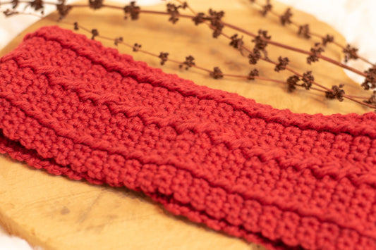Gehaakt Haakpatroon hoofdband Koekoek ontworpen door Cora's Knit Knacks