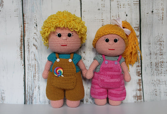 Gehaakt Haakpatroon pop Jill en James ontworpen door LarissDesigns
