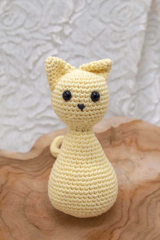 Gehaakt Haakpatroon kat Lumi ontworpen door Cora's Knit Knacks