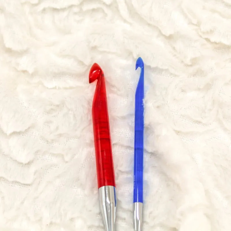 Zijaanzicht van de KnitPro Trendz tunische haaknaalden