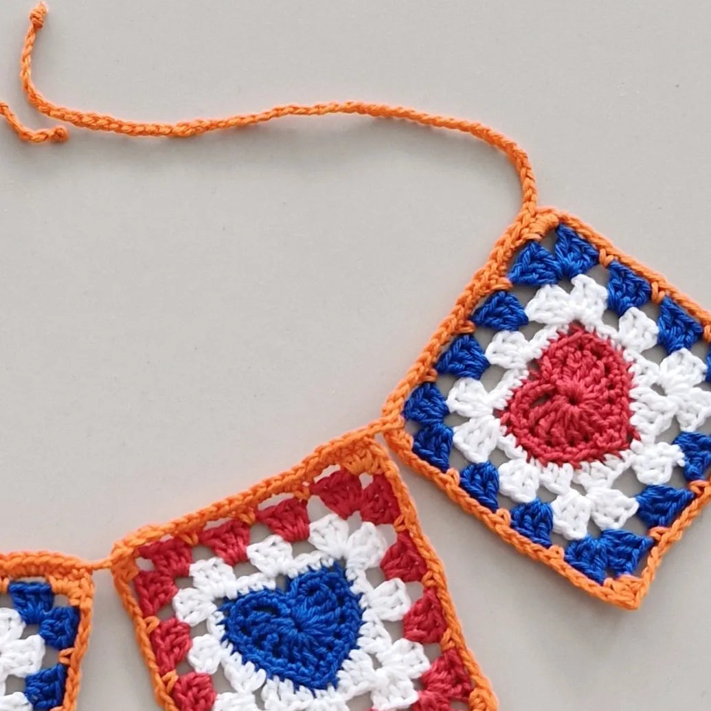 Gehaakt Haakpatroon granny square voor Koningsdag ontworpen door Marjahaakt