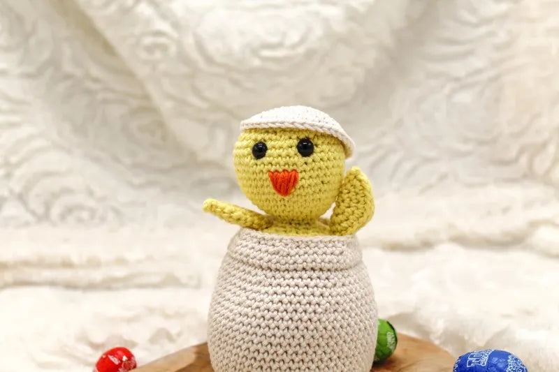 Gehaakt Haakpatroon kuikentje Krista ontworpen door Cora's Knit Knacks