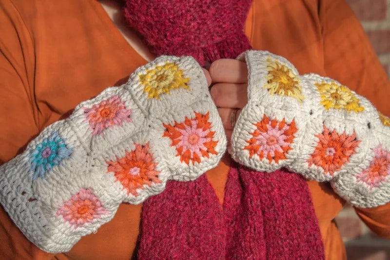 Gehaakt Haakpatroon Mayflower Mittens ontworpen door Cora's Knit Knacks