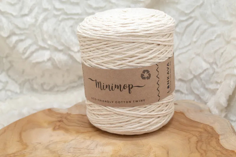 Duurzaam garen: Lankava Minimop 700 gram in kleur 52 Naturel