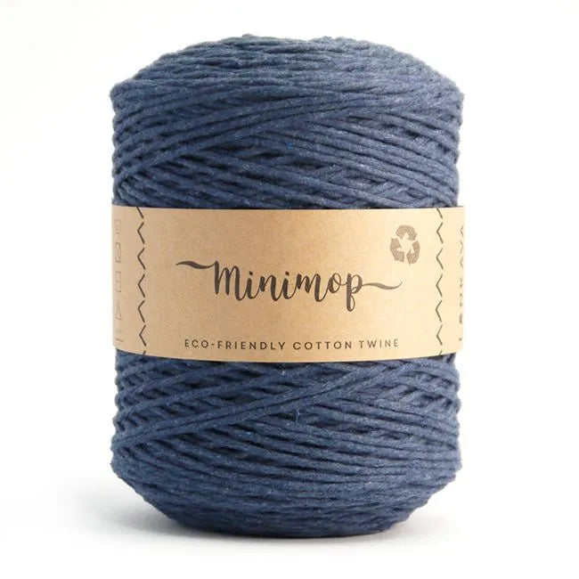 Duurzaam garen: Lankava Minimop 700 gram in kleur 72 Jeans blauw