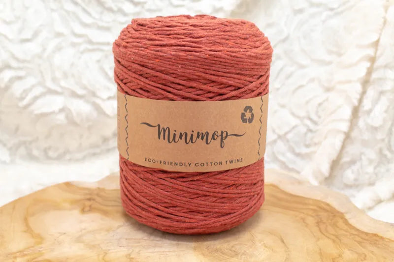 Duurzaam garen: Lankava Minimop 700 gram in kleur 86 Terracotta