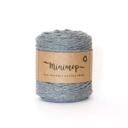 Duurzaam garen: Lankava Minimop 150 gram in kleur 67 Grijs