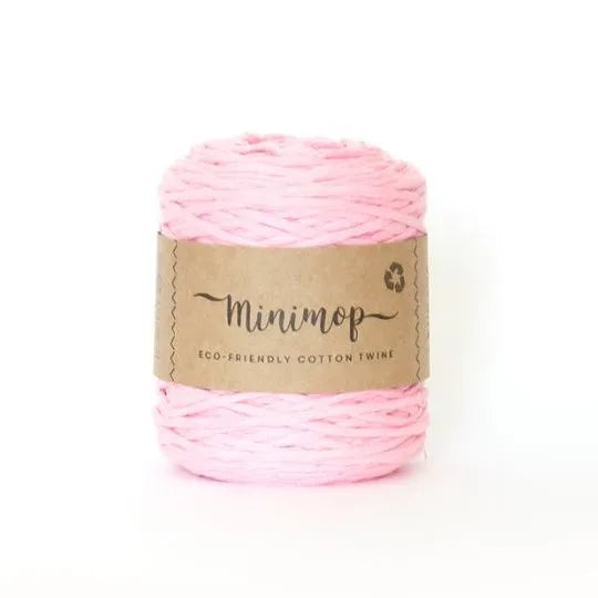 Duurzaam garen: Lankava Minimop 150 gram in kleur 81 Licht roze