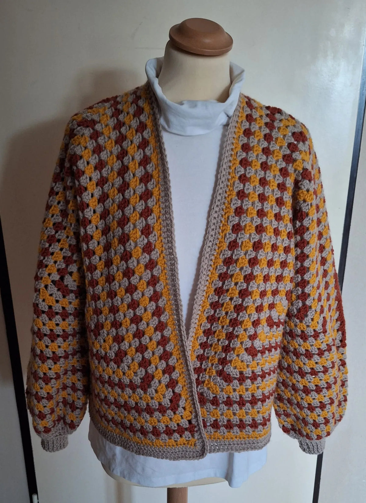 Gehaakt Haakpatroon Misty vest ontworpen door Crafting Dutchie