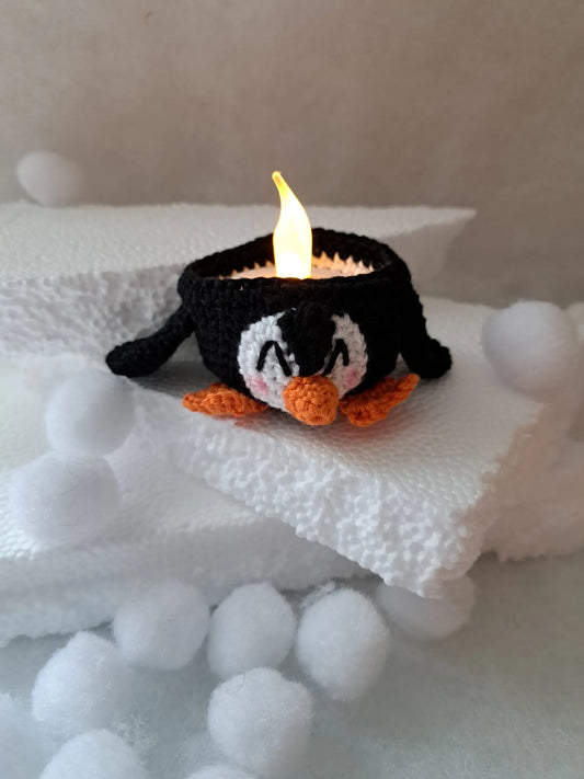 Gehaakt Haakpatroon pinguïn mandje ontworpen door Bezig-meidje