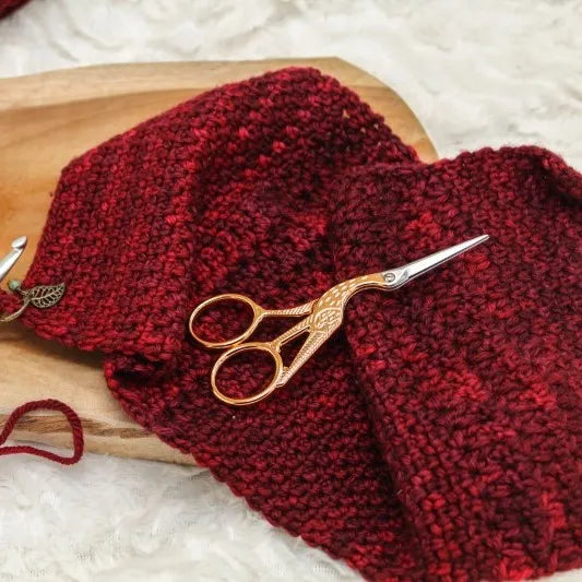 Rosé goud ooievaarschaartje, mooi schaartje voor borduren, haken en breien