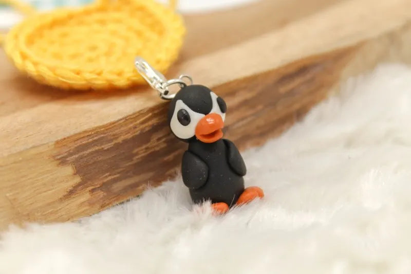 Handgemaakte Steekmarkeerder pinguïn Pinta, handgemaakt door Beaudeleine