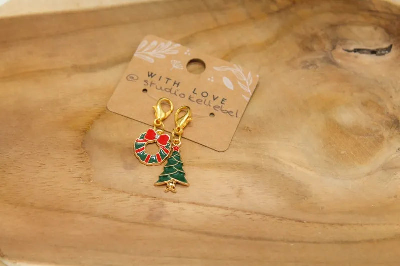 Handgemaakte Steekmarkeerder set kerst - goud, handgemaakt door Studio Kellebel