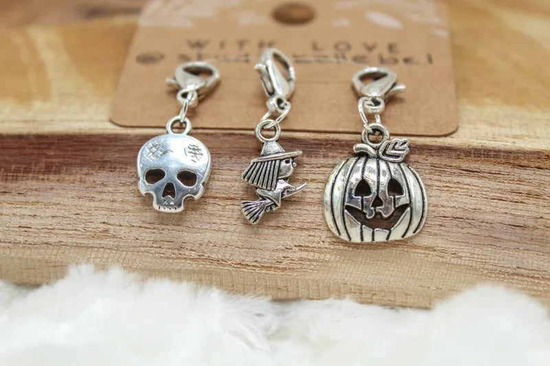 Handgemaakte Halloween steekmarkeerder set, handgemaakt door Studio Kellebel