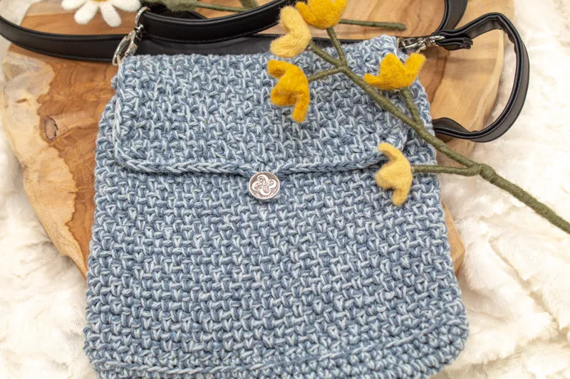 Gehaakt Haakpatroon tas Deena ontworpen door Cora's Knit Knacks