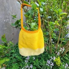 Haakpatroon tas Layla ontworpen door Cora's Knit Knacks, gehaakt door tester Annika