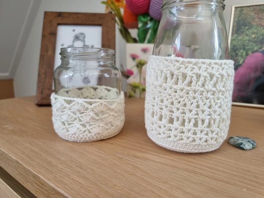 Gehaakt Haakpatroon windlichten Wanda en Willie ontworpen door Cora's Knit Knacks