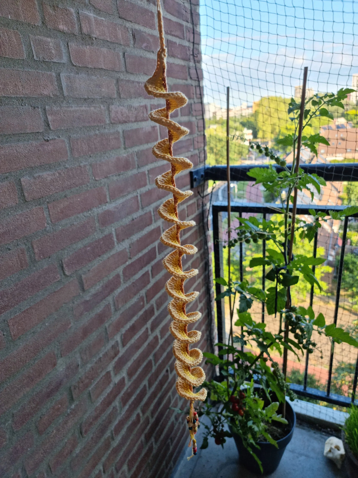 Gehaakt Haakpatroon windspinner Wendy ontworpen door Cora's Knit Knacks