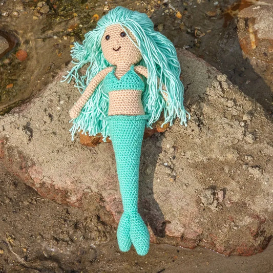 Gehaakt Haakpatroon zeemeermin Soleil ontworpen door Cora's Knit Knacks